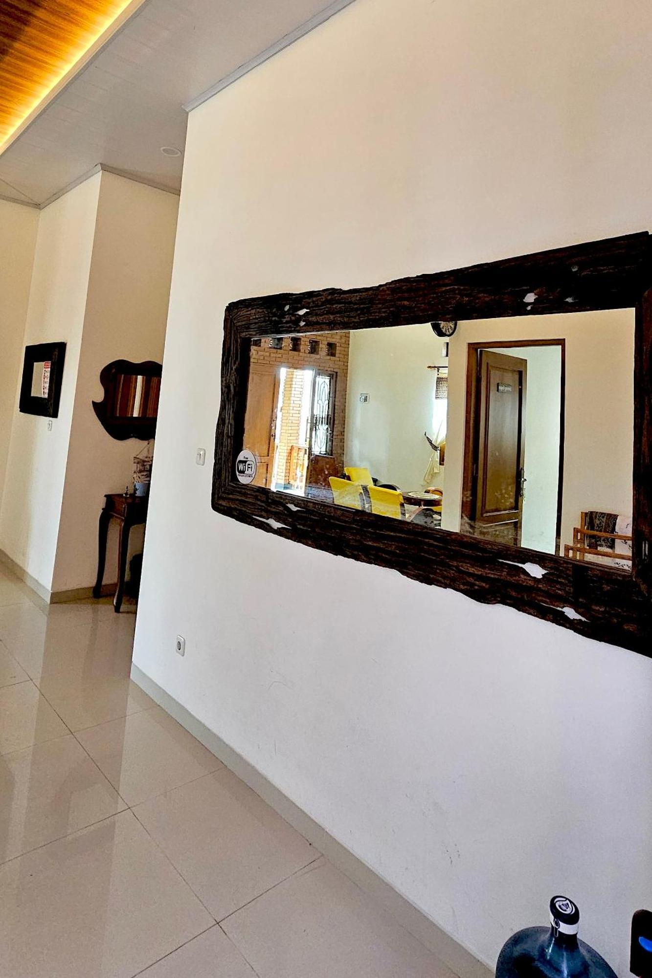 Omah Tabon Jogja - Close To Malioboro Джокьякарта Экстерьер фото